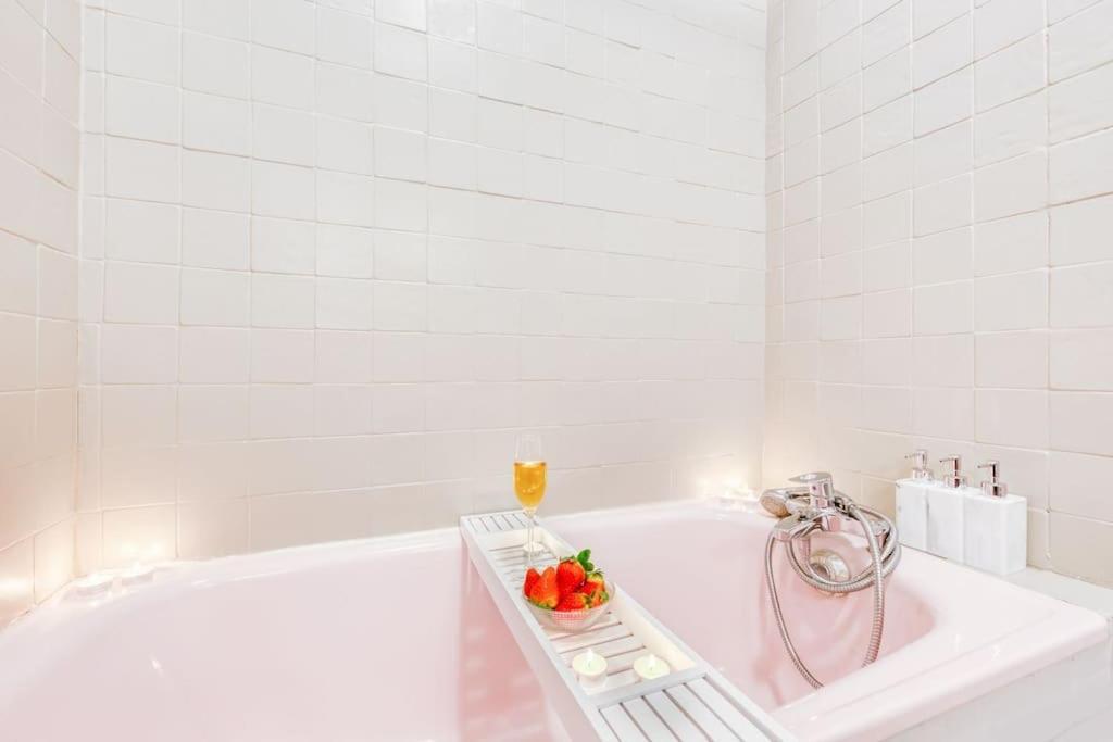 Le Lumineux 50 M² Gare/Chateau/Wifi/Netflix Versailles Kültér fotó