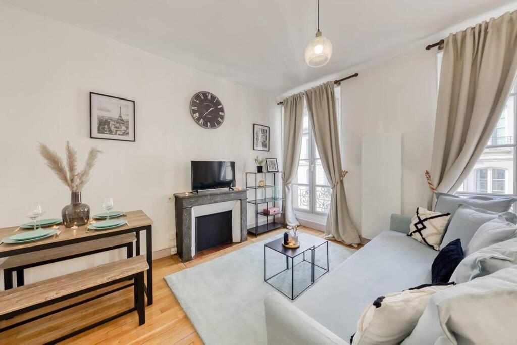 Le Lumineux 50 M² Gare/Chateau/Wifi/Netflix Versailles Kültér fotó